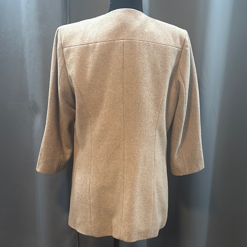 Women's Blazer/Jacket - Picture 4 of 5